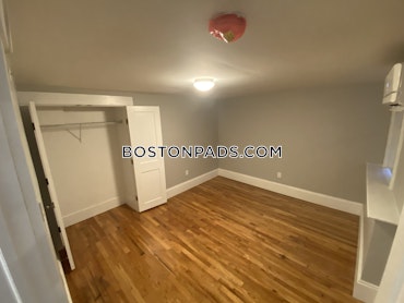 Boston - 4 Beds, 2 Baths