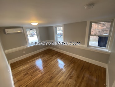 Boston - 4 Beds, 2 Baths