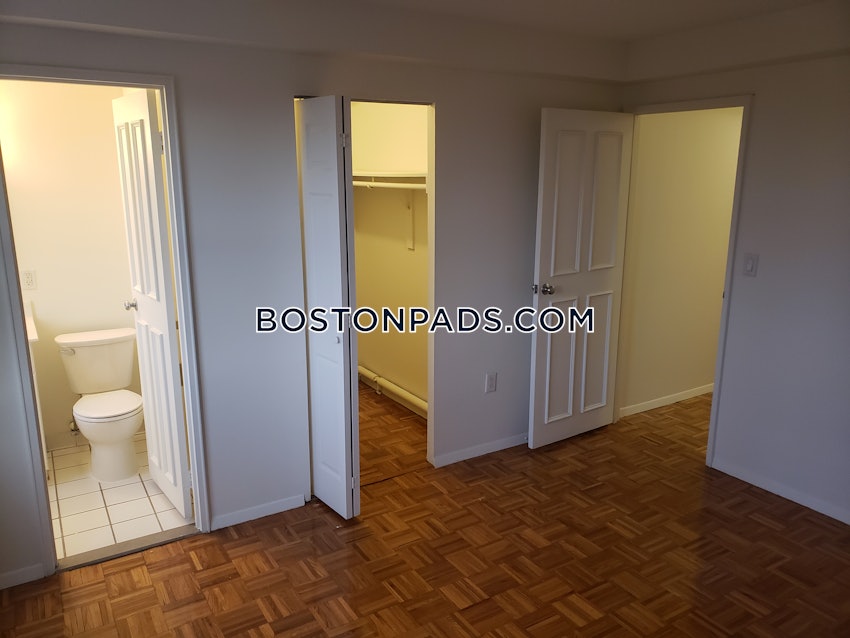 BROOKLINE- BOSTON UNIVERSITY - 3 Beds, 1.5 Baths - Image 8