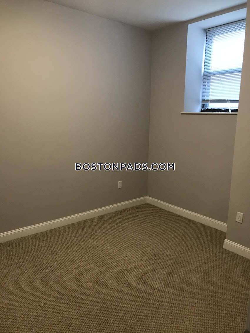 QUINCY - QUINCY CENTER - 2 Beds, 1 Bath - Image 15