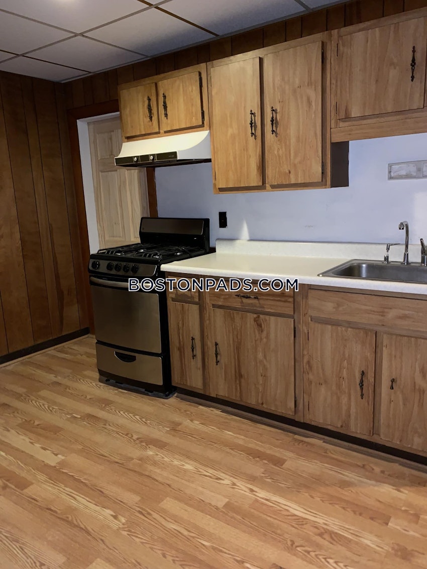 BOSTON - DORCHESTER/SOUTH BOSTON BORDER - 2 Beds, 1 Bath - Image 4