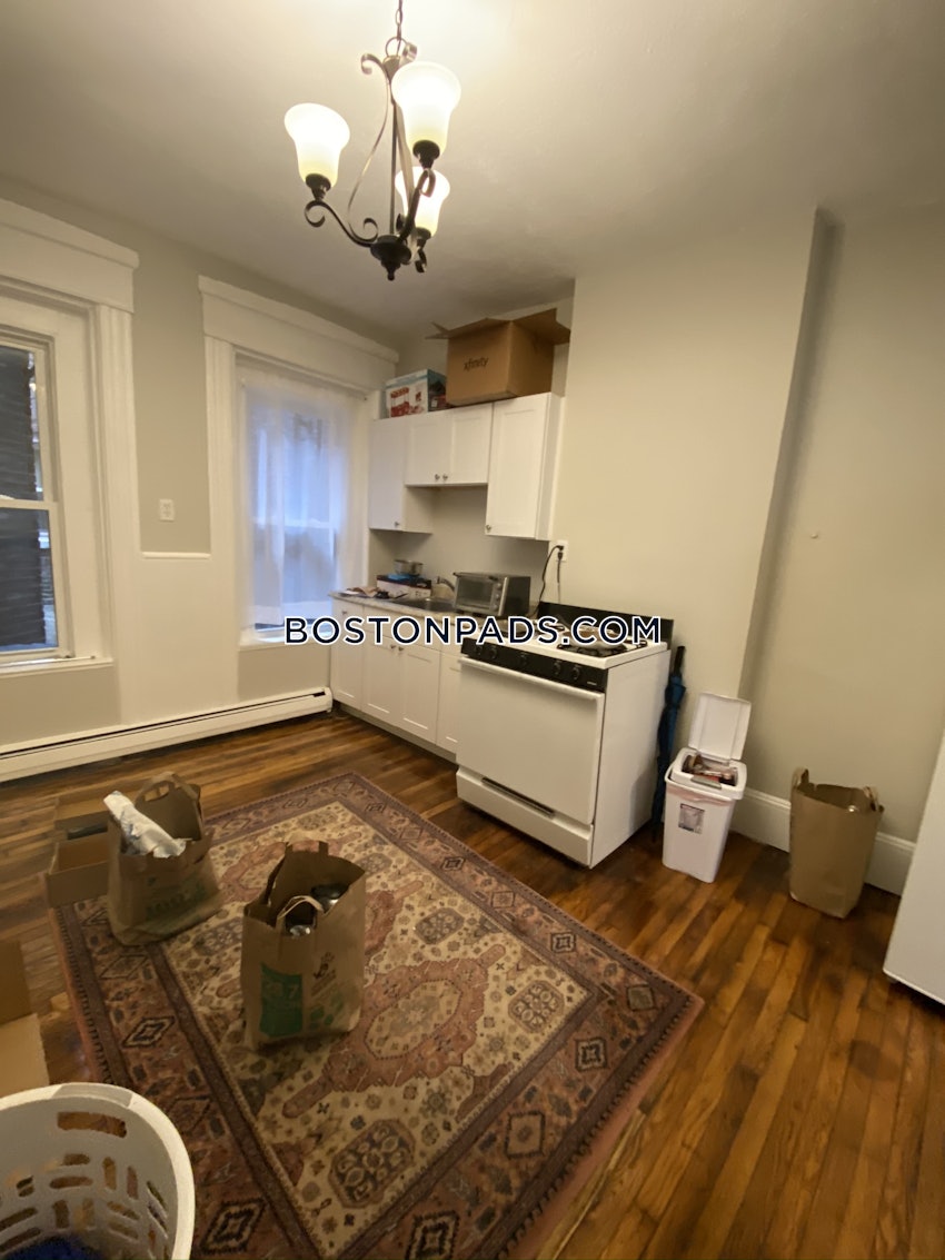 BOSTON - NORTH END - 1 Bed, 1 Bath - Image 1