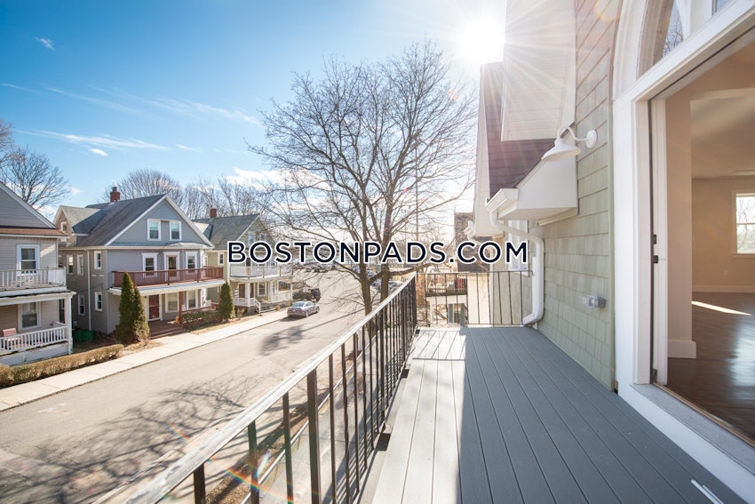 BOSTON - DORCHESTER - SAVIN HILL - 5 Beds, 2 Baths - Image 12