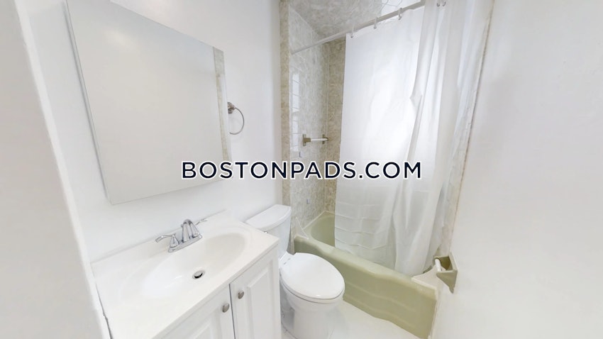 SOMERVILLE - DAVIS SQUARE - 3 Beds, 1 Bath - Image 6