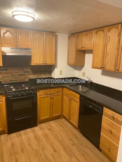 North End 2 Bed, 1 Bath Unit Boston - $3,850 No Fee