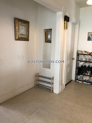 Boston - 2 Beds, 1 Baths