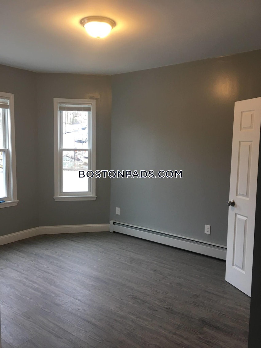 BOSTON - DORCHESTER - BOWDOIN STREET AREA - 4 Beds, 2 Baths - Image 4