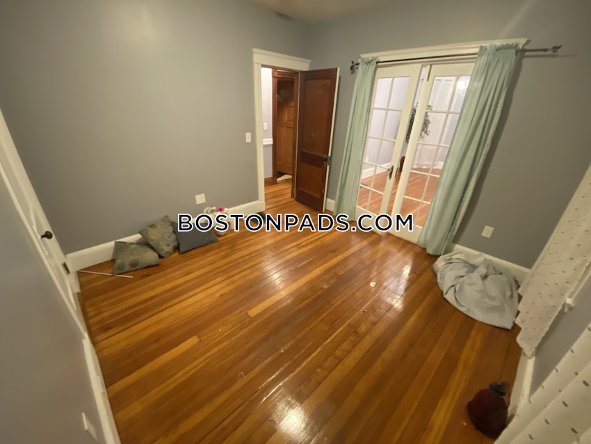 BOSTON - DORCHESTER - FIELDS CORNER - 4 Beds, 1 Bath - Image 31