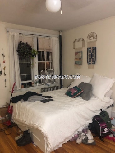 Boston - 0 Beds, 1 Baths