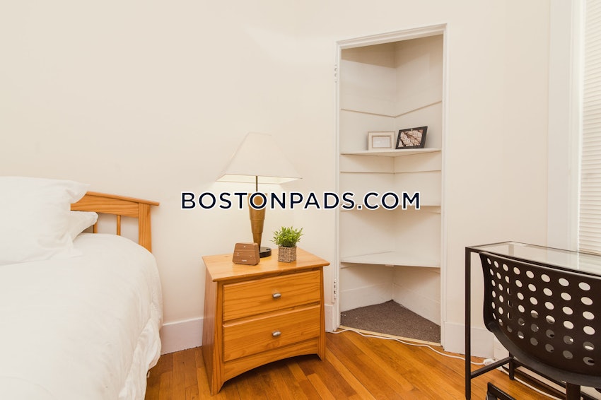 CAMBRIDGE - KENDALL SQUARE - 3 Beds, 1 Bath - Image 7