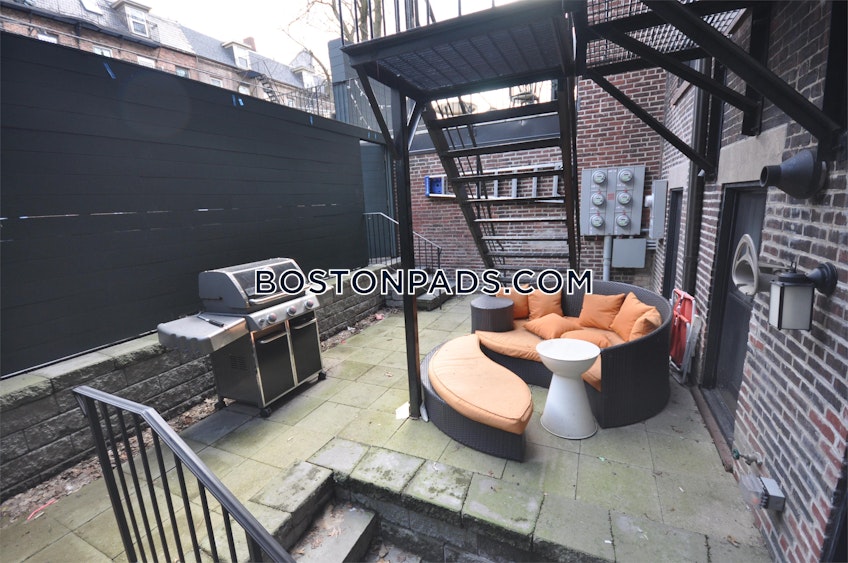 Boston - $4,415+ /month