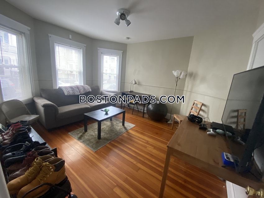 BOSTON - DORCHESTER - SAVIN HILL - 4 Beds, 1 Bath - Image 1