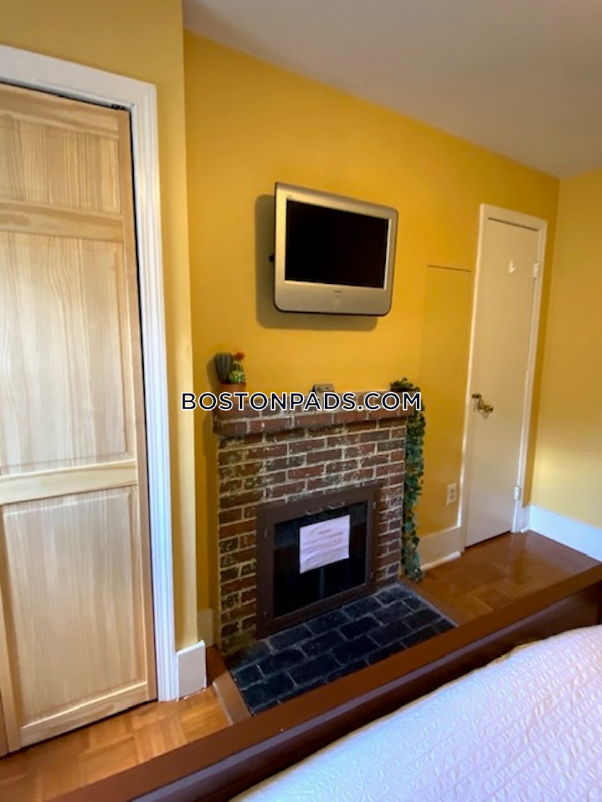 BOSTON - BEACON HILL - 1 Bed, 1 Bath - Image 8