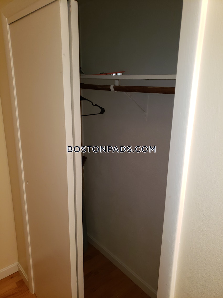 BELMONT - 2 Beds, 1 Bath - Image 9