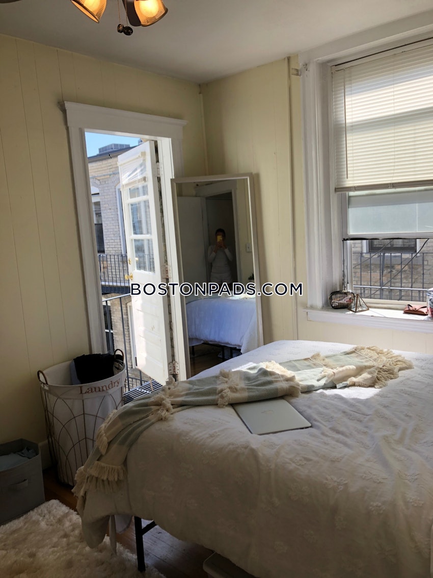 BOSTON - NORTH END - 2 Beds, 1 Bath - Image 6