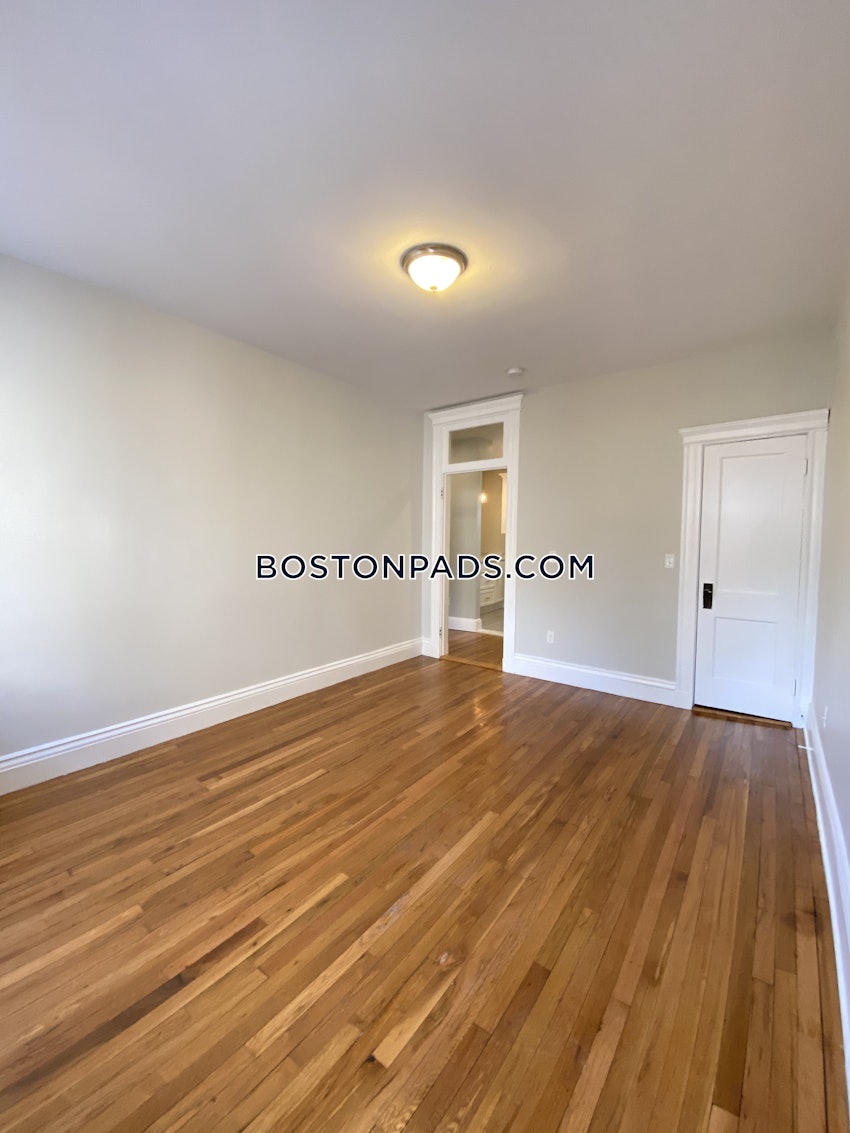 BOSTON - BACK BAY - 2 Beds, 1 Bath - Image 17