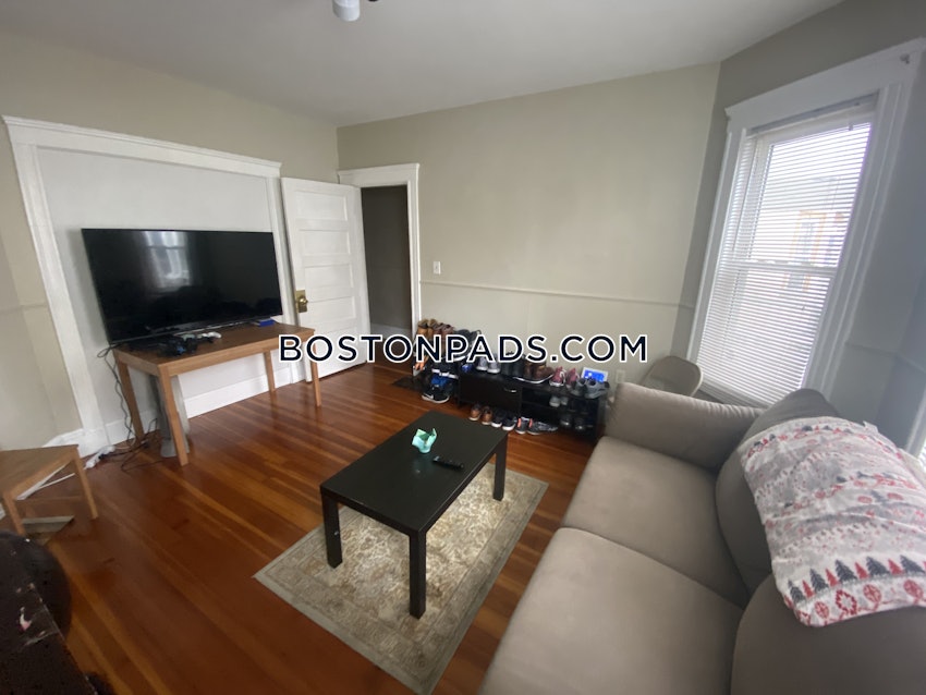 BOSTON - DORCHESTER - SAVIN HILL - 4 Beds, 1 Bath - Image 2