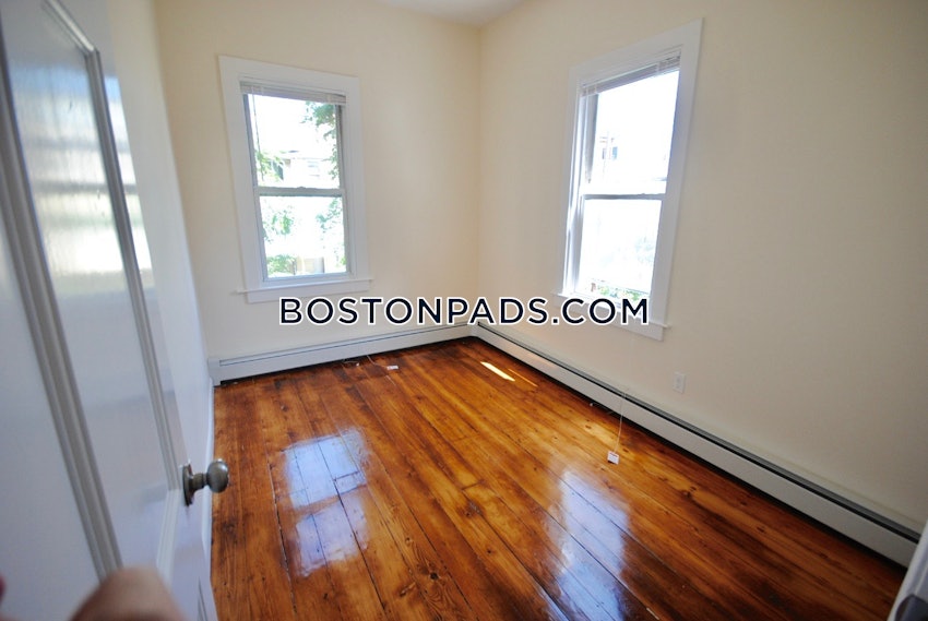 BOSTON - EAST BOSTON - CENTRAL SQ PARK - 4 Beds, 2 Baths - Image 4