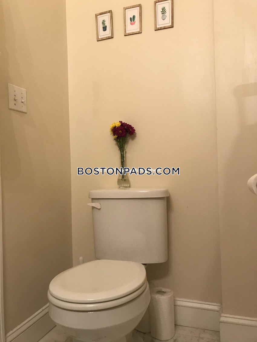 BOSTON - EAST BOSTON - JEFFRIES POINT - 4 Beds, 2.5 Baths - Image 11