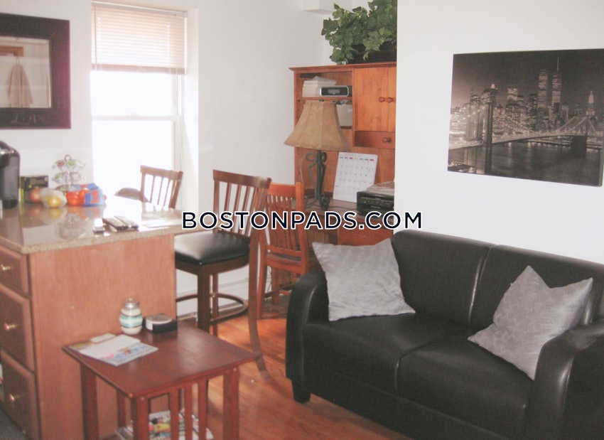 BOSTON - NORTH END - 2 Beds, 1 Bath - Image 1