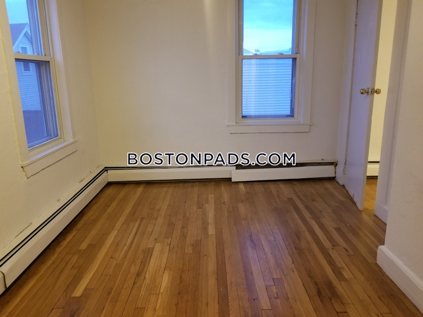 CHELSEA - 2 Beds, 1 Bath - Image 1