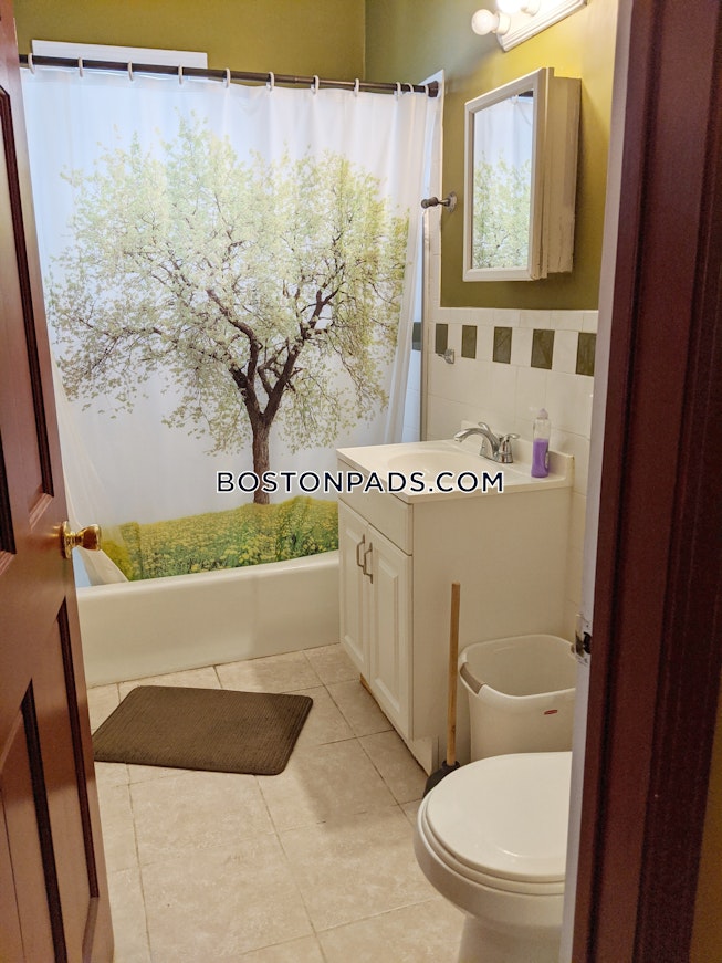 Boston - $3,150+ /mo