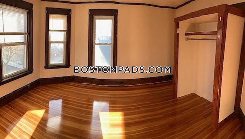 SOMERVILLE - EAST SOMERVILLE - 3 Beds, 1 Bath - Image 4