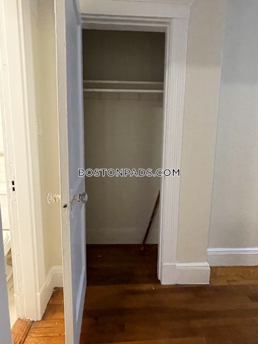 Boston - 1 Beds, 1 Baths