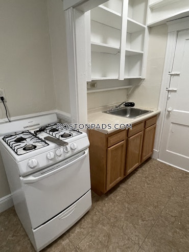 Boston - 1 Beds, 1 Baths