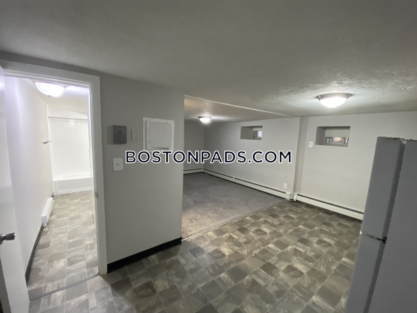 BOSTON - JAMAICA PLAIN - CENTER - Studio , 1 Bath - Image 4