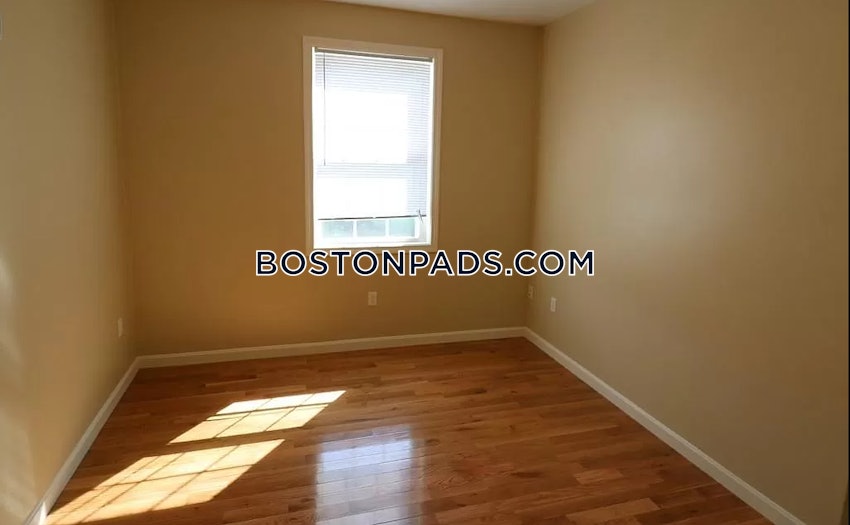 BOSTON - SOUTH BOSTON - EAST SIDE - 4 Beds, 2 Baths - Image 4