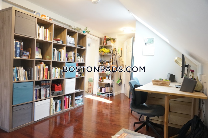 BOSTON - JAMAICA PLAIN - STONY BROOK - 1 Bed, 1 Bath - Image 8