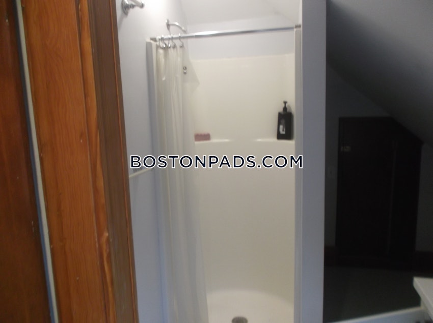 BROOKLINE- COOLIDGE CORNER - 1 Bed, 1 Bath - Image 3