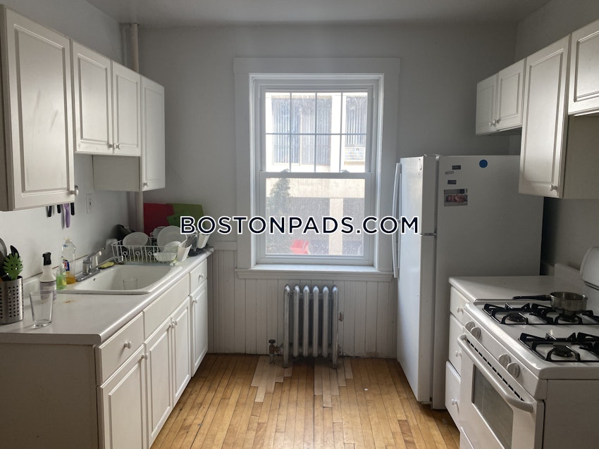 CAMBRIDGE - CENTRAL SQUARE/CAMBRIDGEPORT - 2 Beds, 1 Bath - Image 1