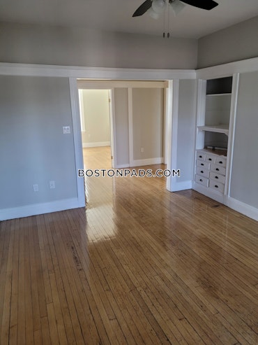 Boston - 3 Beds, 1 Baths