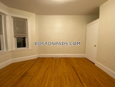 Boston - 3 Beds, 1 Baths