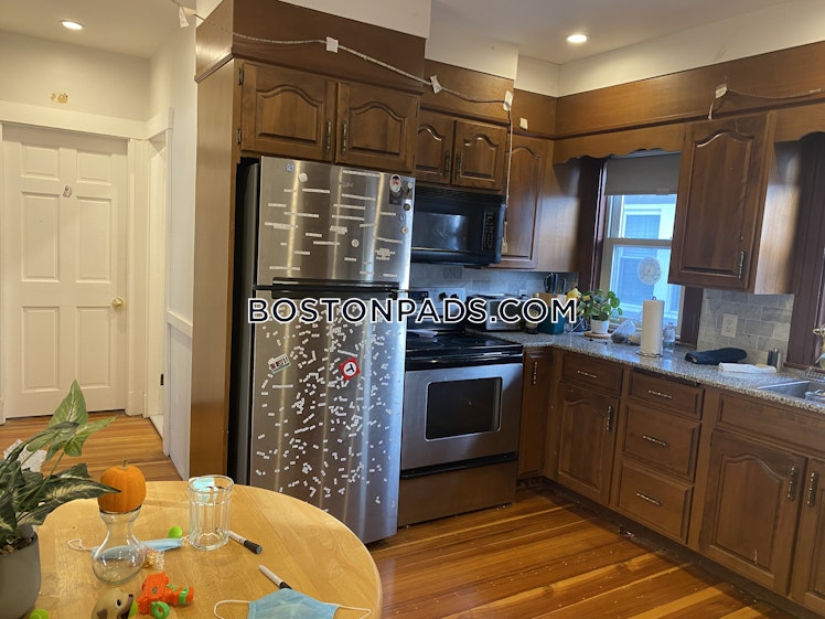 Bowdoin St., Medford