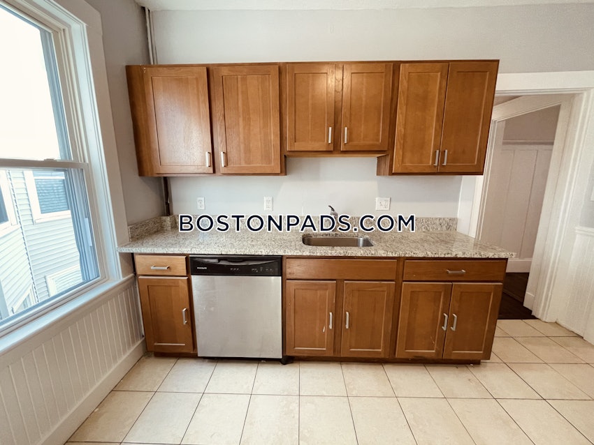 BOSTON - DORCHESTER - SAVIN HILL - 4 Beds, 1.5 Baths - Image 2