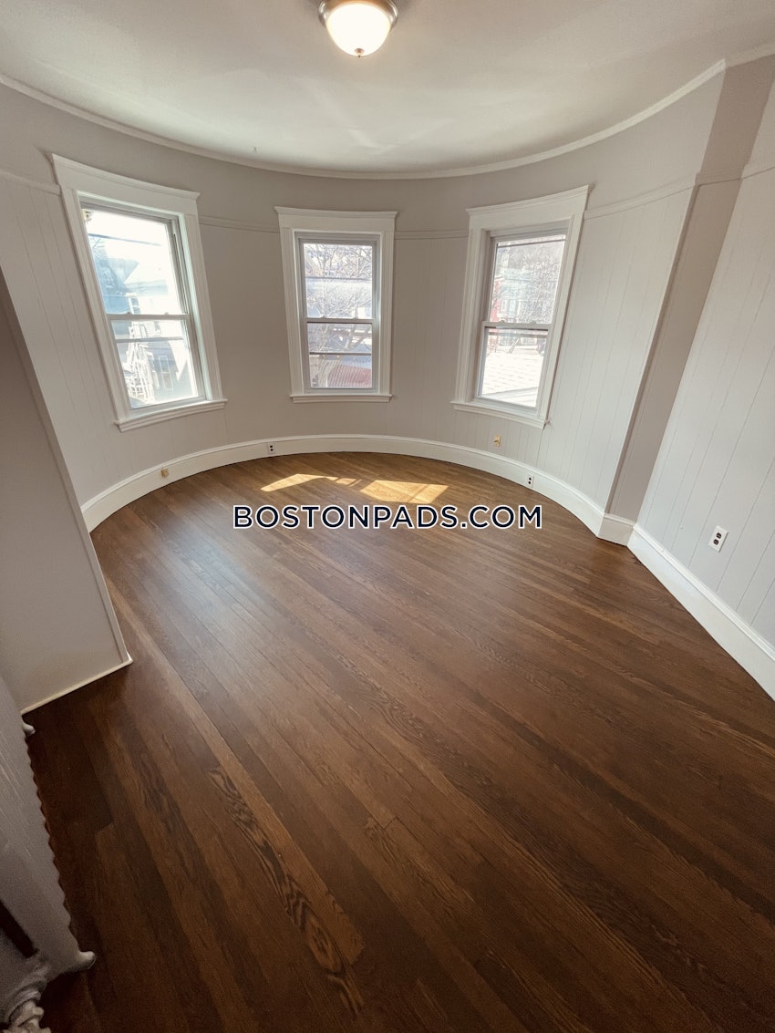 BOSTON - DORCHESTER - SAVIN HILL - 4 Beds, 1.5 Baths - Image 11