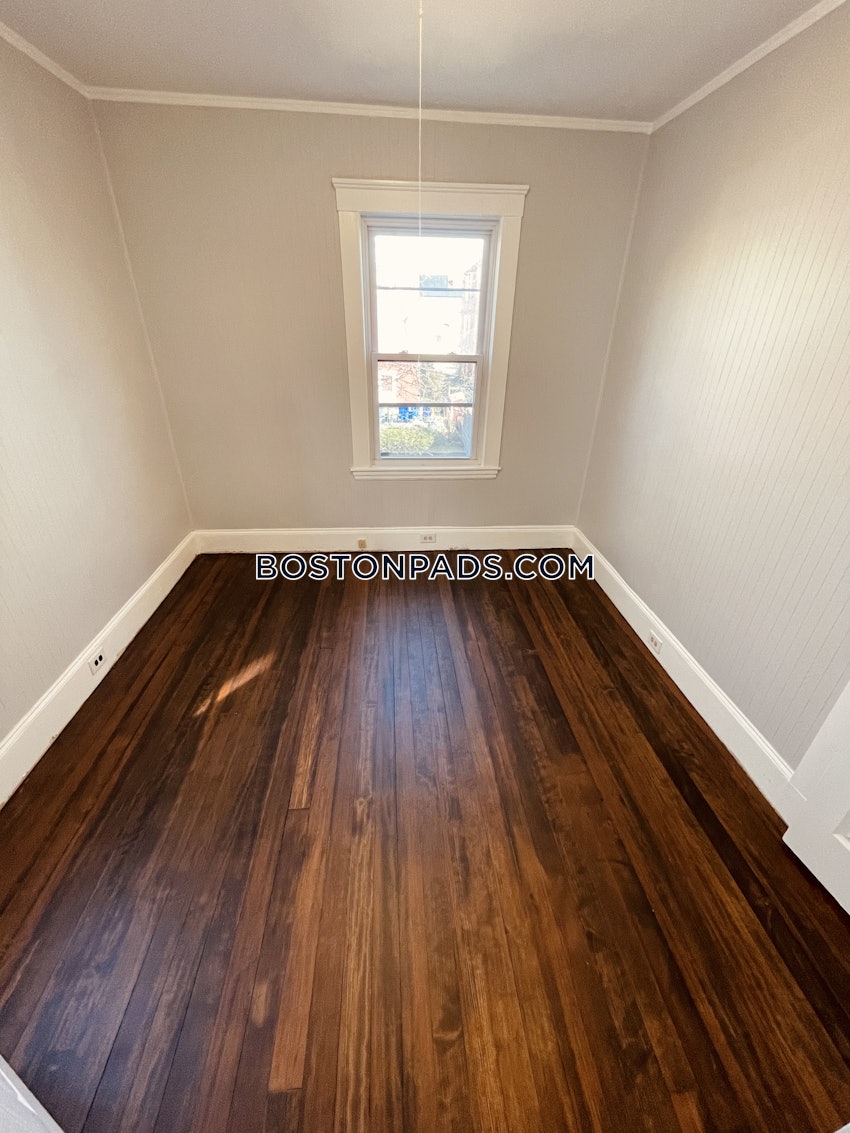 BOSTON - DORCHESTER - SAVIN HILL - 4 Beds, 1.5 Baths - Image 9