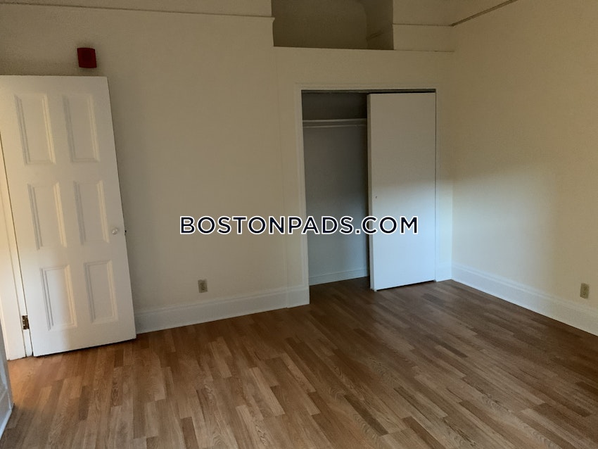 BOSTON - CHINATOWN - 1 Bed, 1 Bath - Image 5