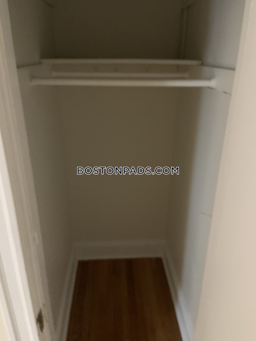 BOSTON - FENWAY/KENMORE - 1 Bed, 1 Bath - Image 12