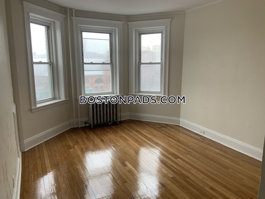 BOSTON - FENWAY/KENMORE - 1 Bed, 1 Bath - Image 1