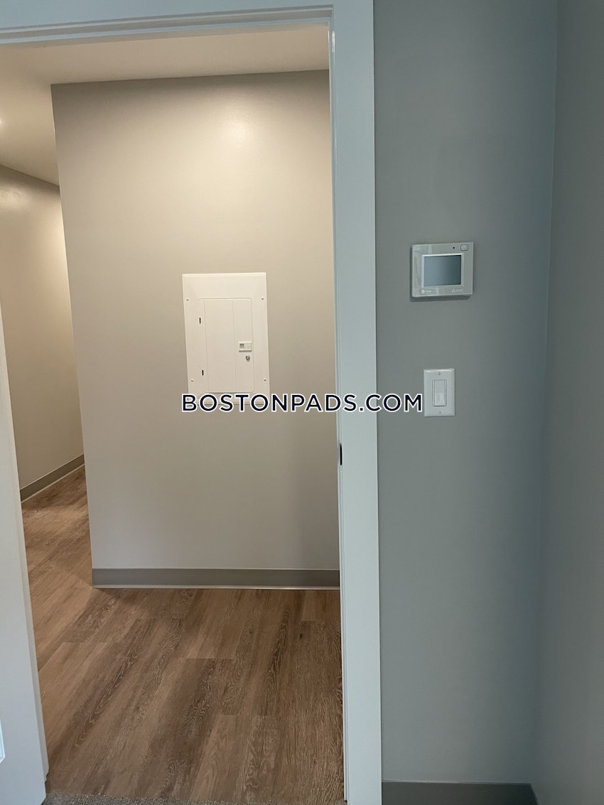 BOSTON - NORTHEASTERN/SYMPHONY - 2 Beds, 1 Bath - Image 5