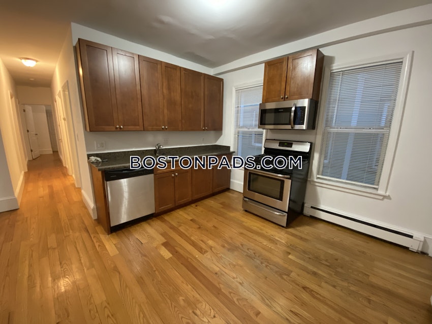 BOSTON - DORCHESTER - UPHAMS CORNER - 4 Beds, 2 Baths - Image 25