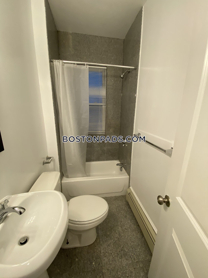 BOSTON - DORCHESTER - UPHAMS CORNER - 4 Beds, 2 Baths - Image 26