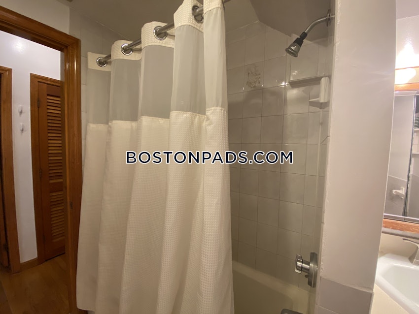 BOSTON - NORTH END - 1 Bed, 1 Bath - Image 10