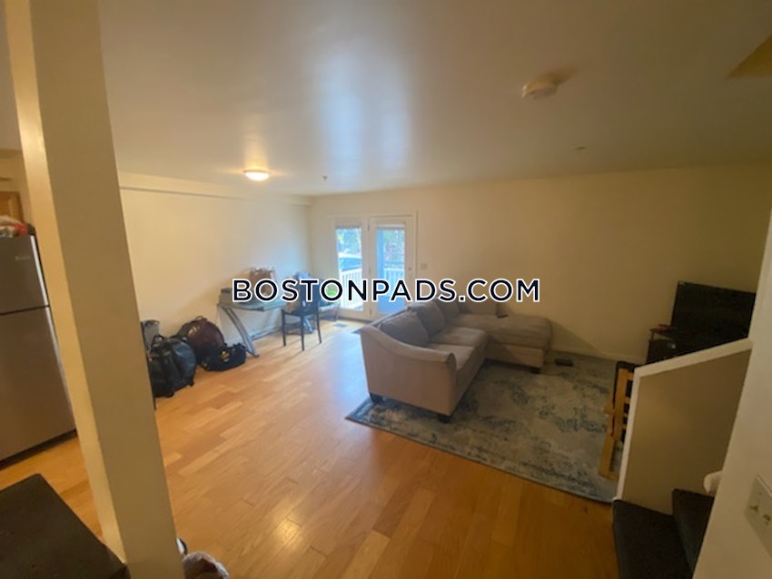 BOSTON - LOWER ALLSTON - 5 Beds, 2.5 Baths - Image 5