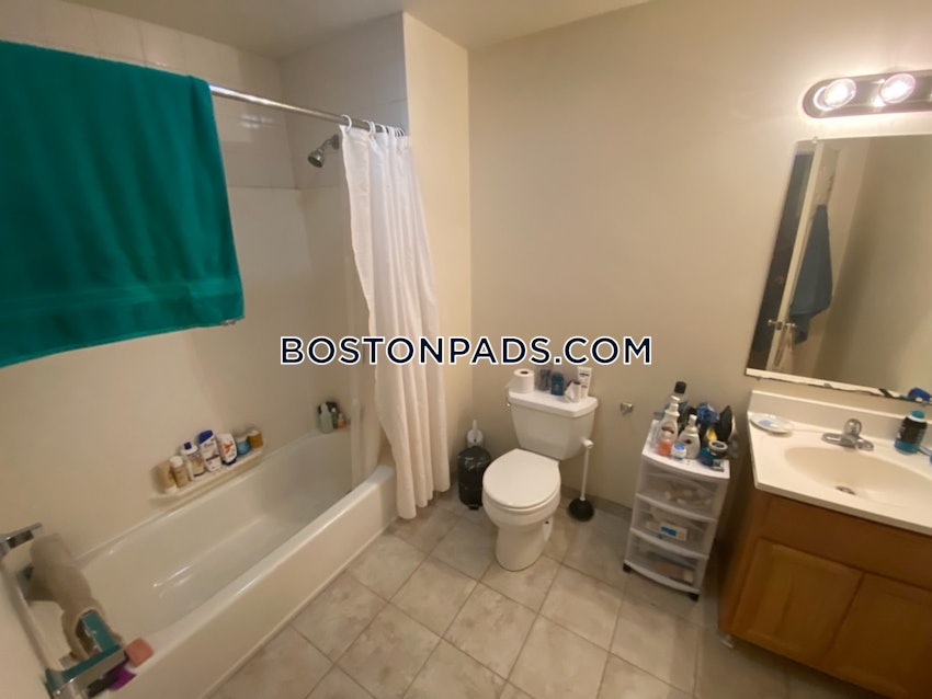 BOSTON - LOWER ALLSTON - 5 Beds, 2.5 Baths - Image 4