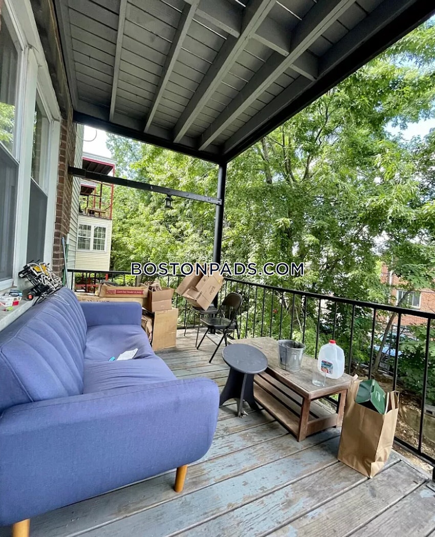 BOSTON - ALLSTON - 4 Beds, 2 Baths - Image 5